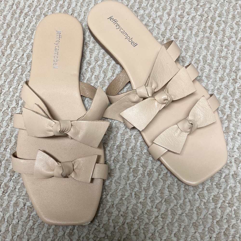 Adorable Jeffrey Cambell sandals worn wince! Sz 8